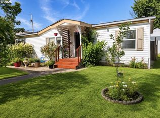614 S 10th St, Saint Helens, OR 97051