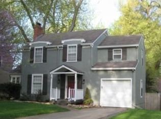 8608 Hiawatha Rd, Kansas City, MO 64114