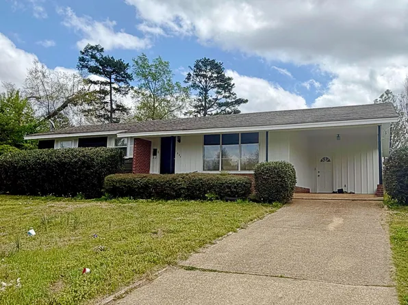 1205 Francis Sq, Tupelo, MS 38804