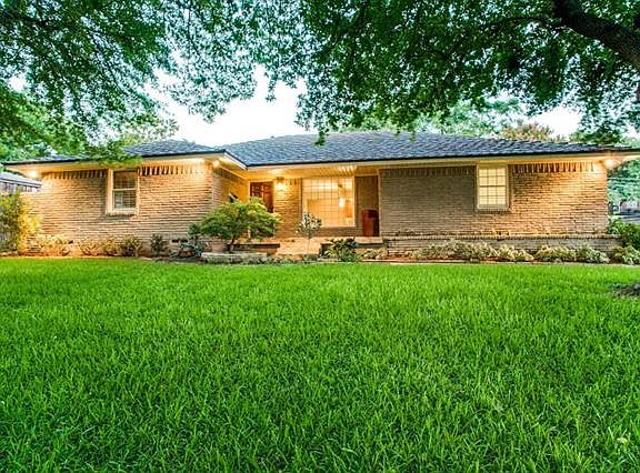 2nd image of 8824 Antrim Dr