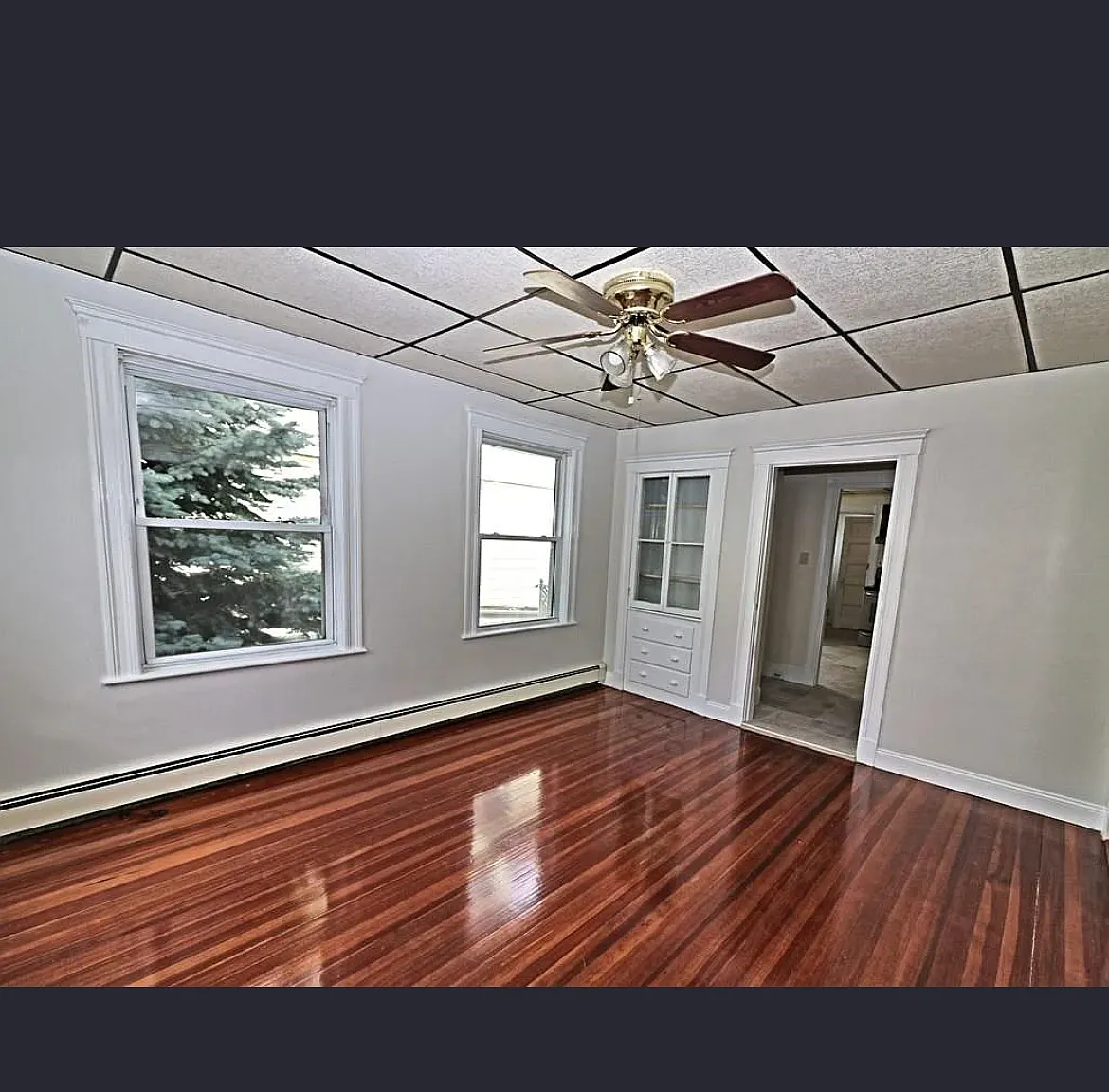 2 bed, 1000 sqft, $2,350 — Photo 2