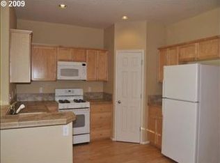 2424 NW Roseburg Ter, Beaverton, OR 97006