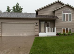 1154 39 1/2 Ave W, West Fargo, ND 58078