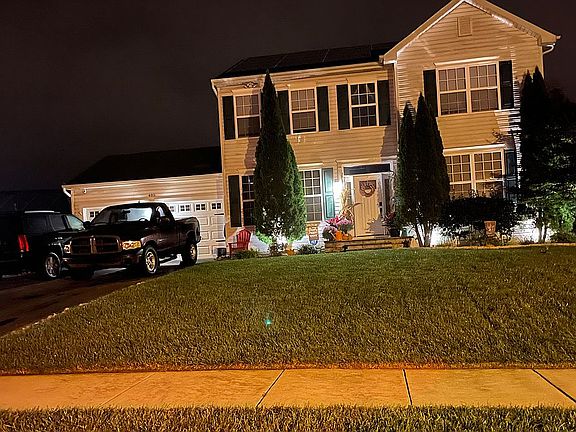 2nd image of 405 Anna Ct