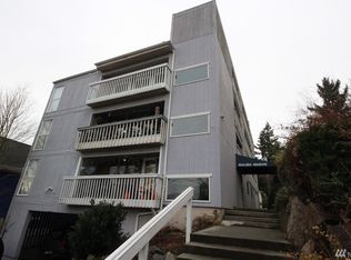10316 NE 187th St APT 304, Bothell, WA 98011