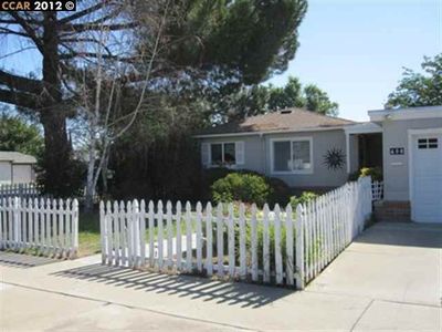 490 Andrews St, Livermore, CA, 94551