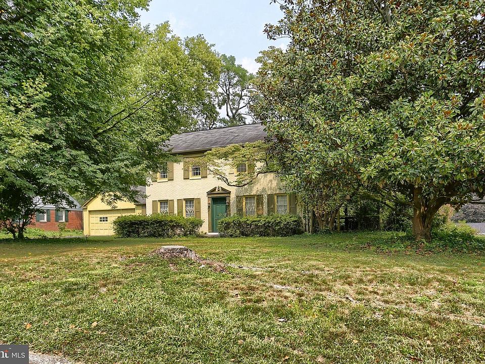 1st image of 727 Arlington Rd
