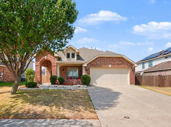 200 Lorient Dr, Mansfield, TX 76063