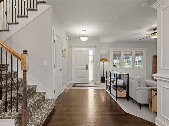 4th image of 5037 NW Timberline Dr