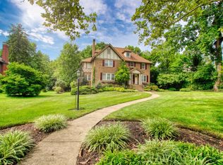 35 Oliver Rd, Cincinnati, OH 45215