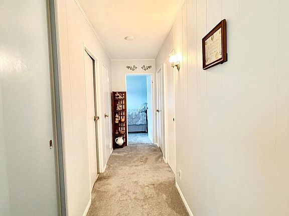 5th image of 619 Beaumont Rd