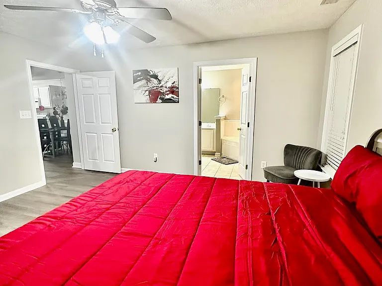 1710 Renwick Dr #204 — Photo 38