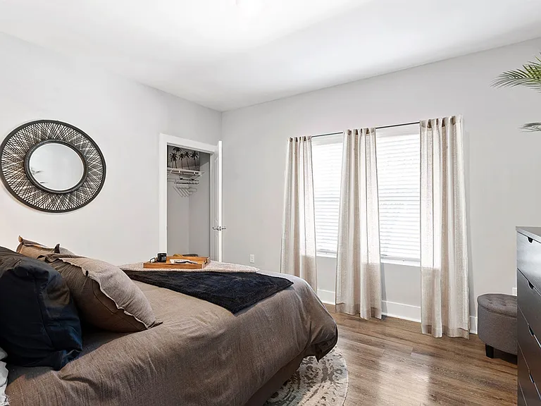 Atlantic Breeze Apartments — Photo 12