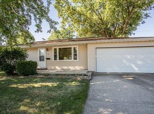 101 Harter Ln, Normal, IL 61761