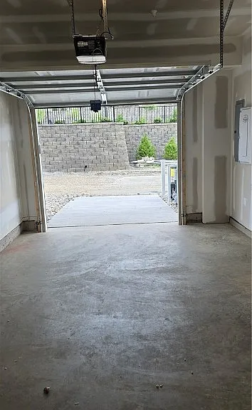 13262 Garland Ln — Photo 31