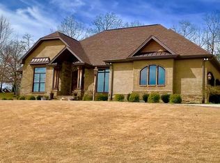 202 Mockingbird Ln, Red Bay, AL 35582