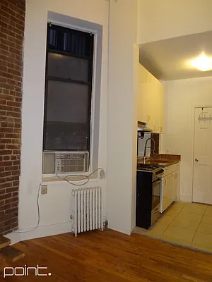 Rented by Point NYC | media 6