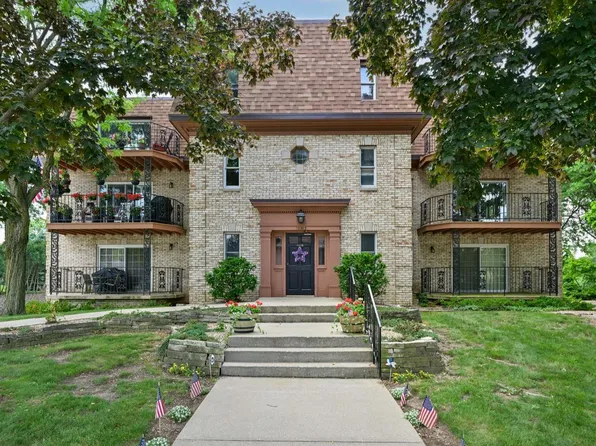 12303 West Center STREET #3A, Wauwatosa, WI 53222