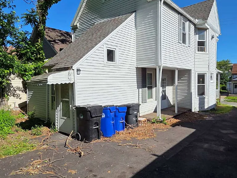 3217 Colburn Ave — Photo 13