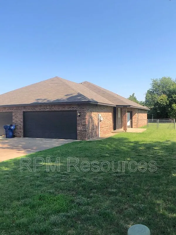 2 bed, 2.0 bath, 1187 sqft, $1,250 — Photo 1