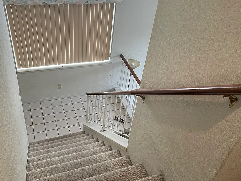 4075 Snowshoe Ln — Photo 14