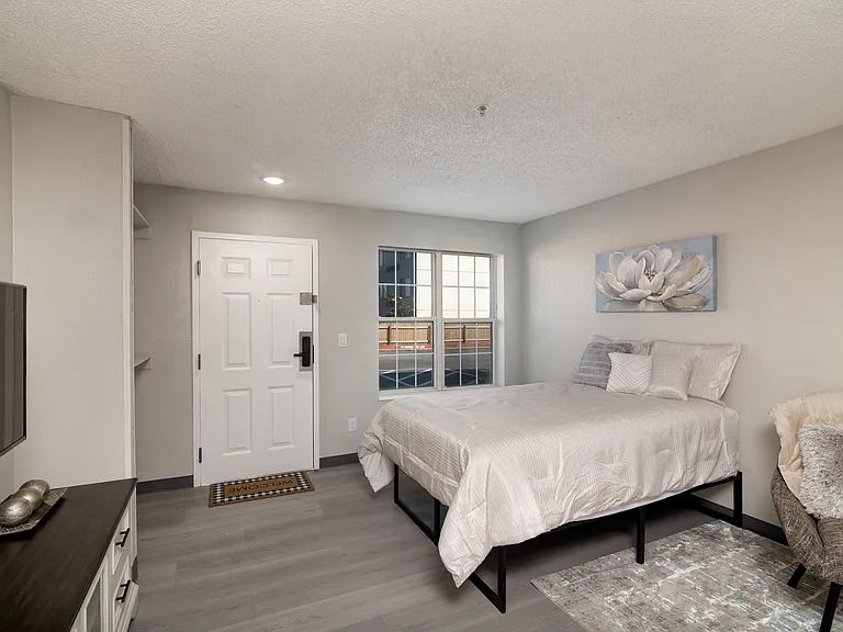 Central Apartments by Avera Living — Photo 13