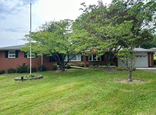 3900 Valley View Rd, Zanesville, OH 43701