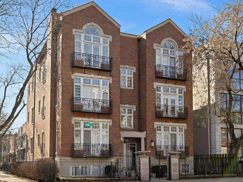 1st image of 1901 W Armitage Ave #3