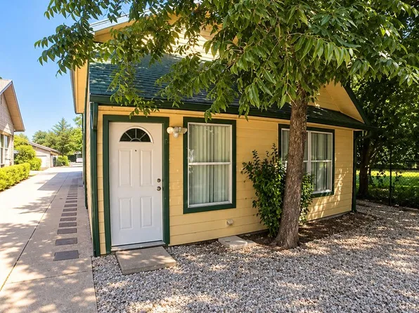 5603 Joe Sayers Ave #B, Austin, TX 78756