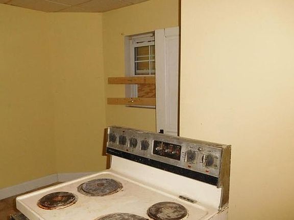 5th image of 2117 S Saint Joseph St