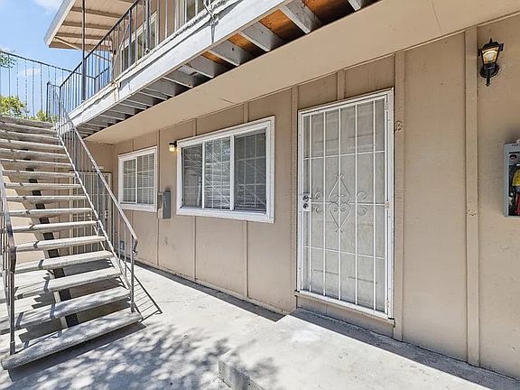 3rd image of 5723 Via Monte Dr APT C