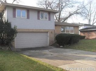 1631 W 54th Ave, Merrillville, IN 46410