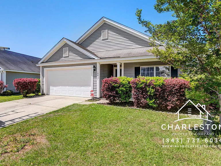 104 Wildberry Ln — Photo 1