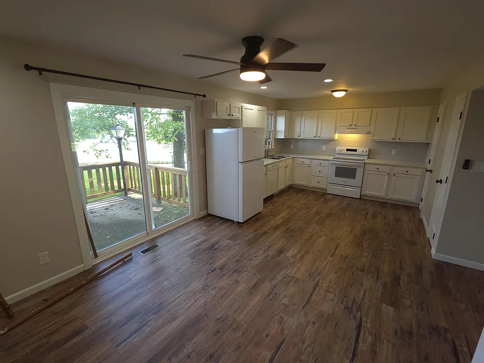 251 Oak Dr