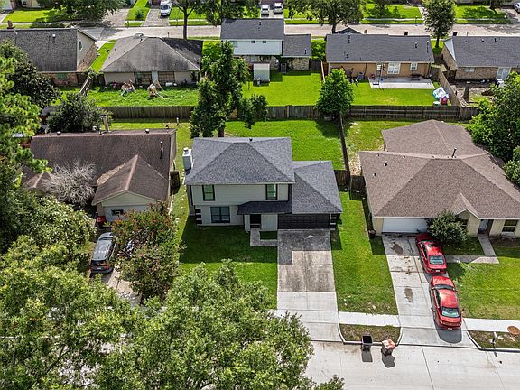 2nd image of 12223 Kingslake Forest Dr
