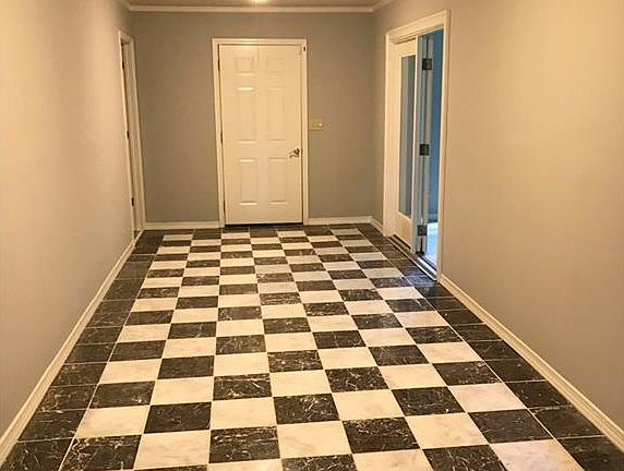 4th image of 2570 Indian Lake Dr