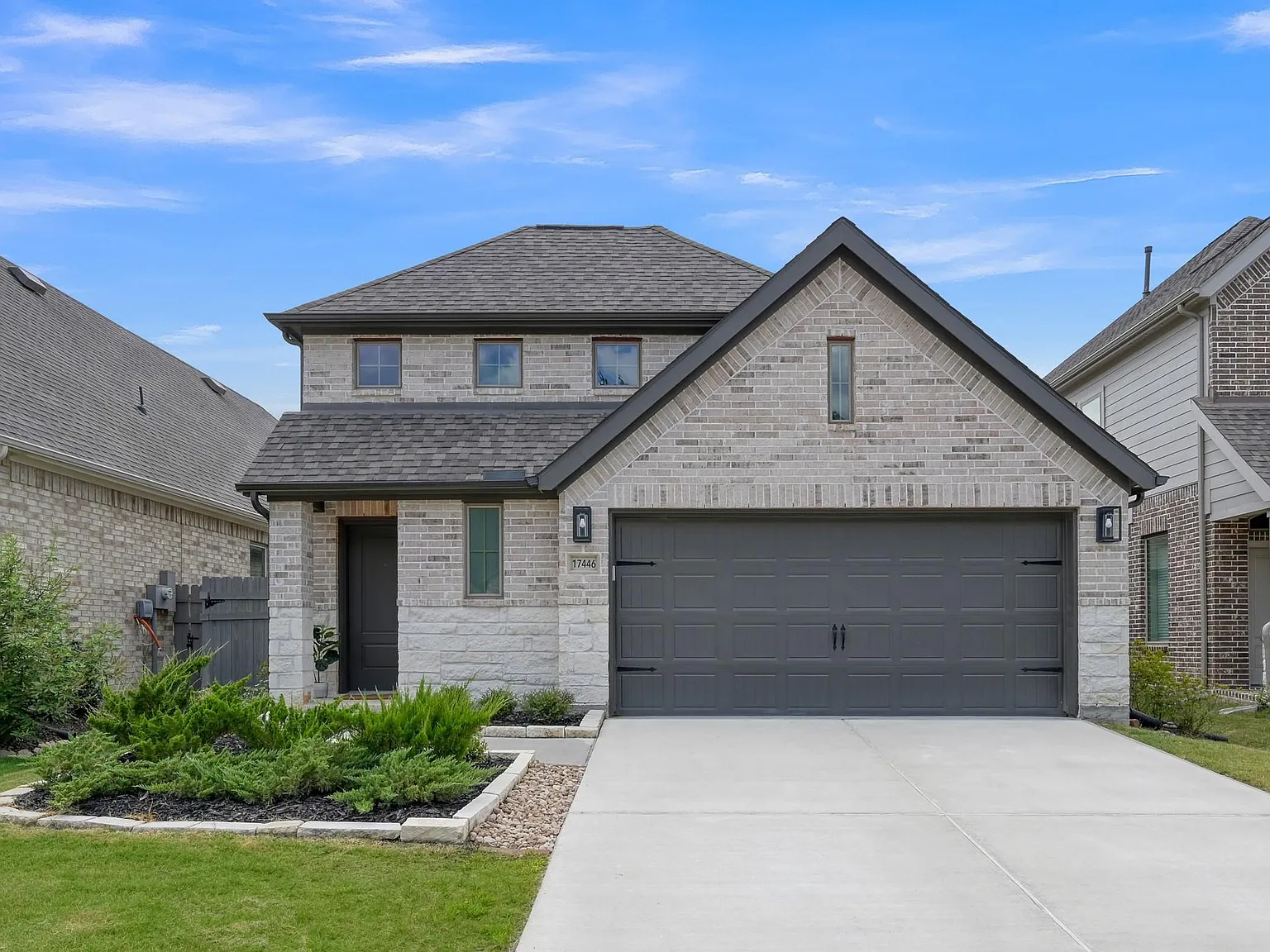 4 bed, 3.0 bath, 1860 sqft, $2,350 — Photo 3