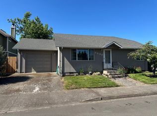 4490 Kalmia St, Springfield, OR 97478