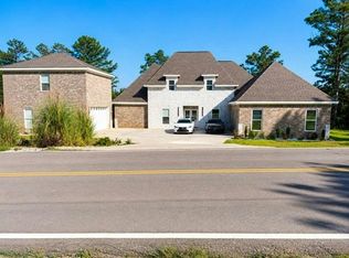 1067 Windmill Dr, Meridian, MS 39305