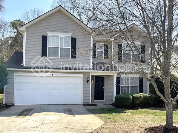1320 Harland St, Charlotte, NC 28216