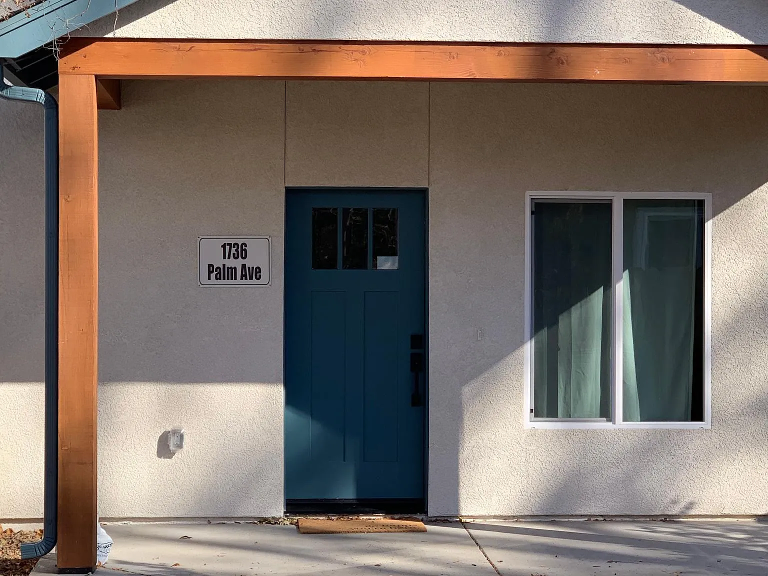 2 bed, 748 sqft, $1,750 — Photo 2