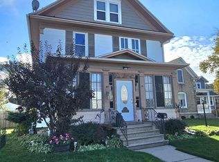 705 Chicago St, Racine, WI 53405