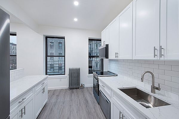 1st image of 201 W 109th St #304
