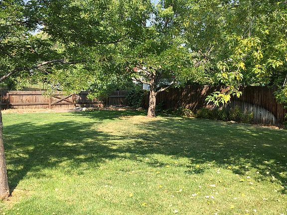 4th image of 3730 N Lowell Blvd