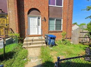 1110 Barnaby Ter SE, Washington, DC 20032