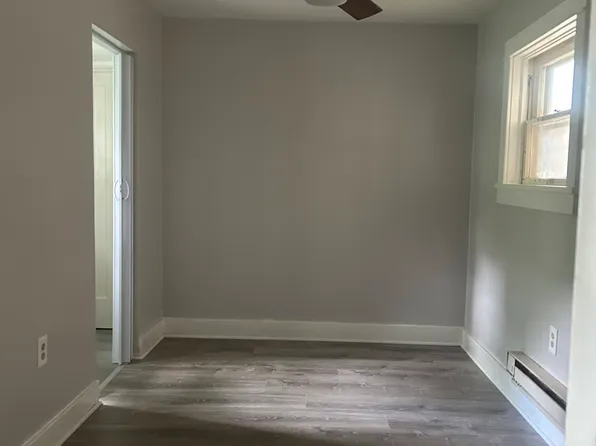 115 Sycamore St APT C, Brookville, OH 45309