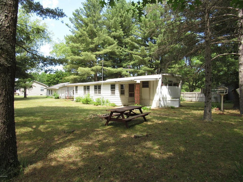 1st image of 8181 Hardy Dr