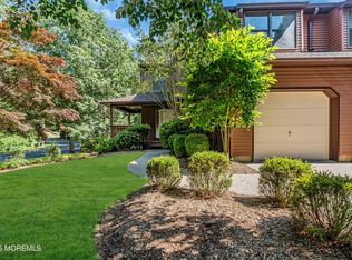 76 Pape Dr, Atlantic Highlands, NJ 07716