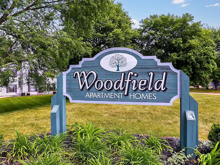 Woodfield & Arlington Apartments — Photo 21