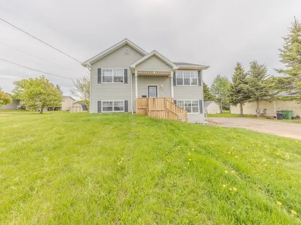 311 Jennifer St, Summerside, PE C1N 6L8